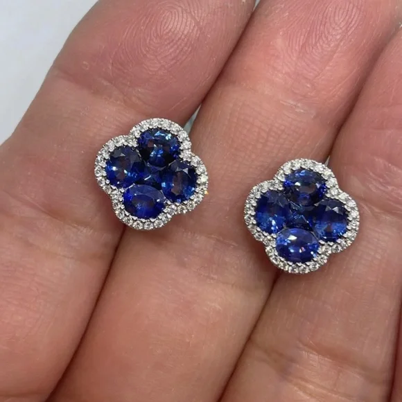 Sapphire and Diamond Earrings, Clover Sapphire Earrings, 13mm 18K White Gold - Picture 6 of 6